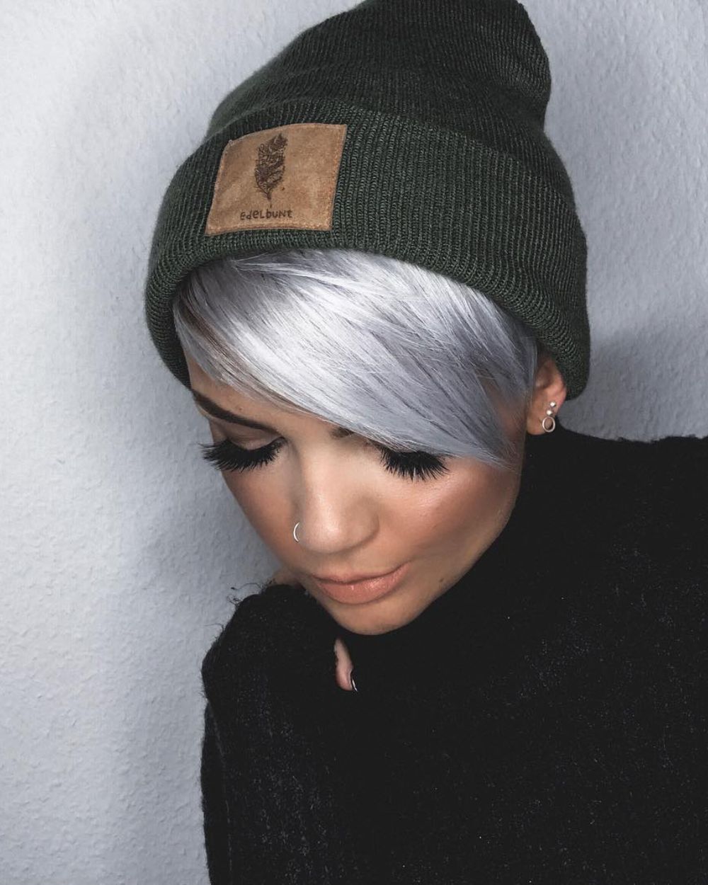 beanie hairstyle ideas short platinum grey hair